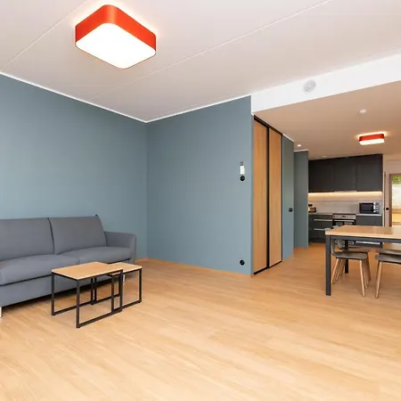 Self-Check-In Spacious 1 Bedroom Apartment With Free Parking Талин Екстериор снимка